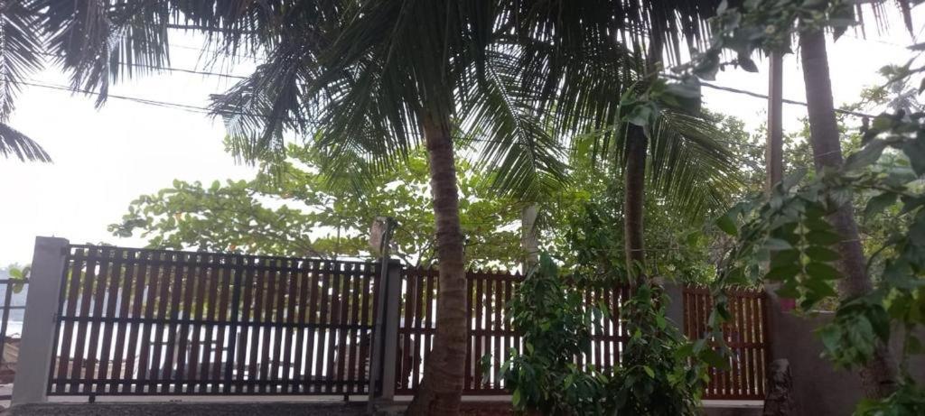 Surf Villa Hiriketiya Matara Bagian luar foto